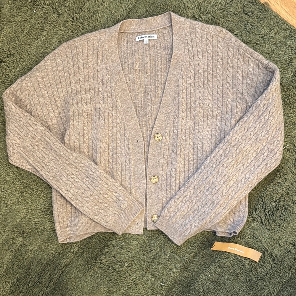 Brand New - Reformation Beige Cable Knit Sweater
